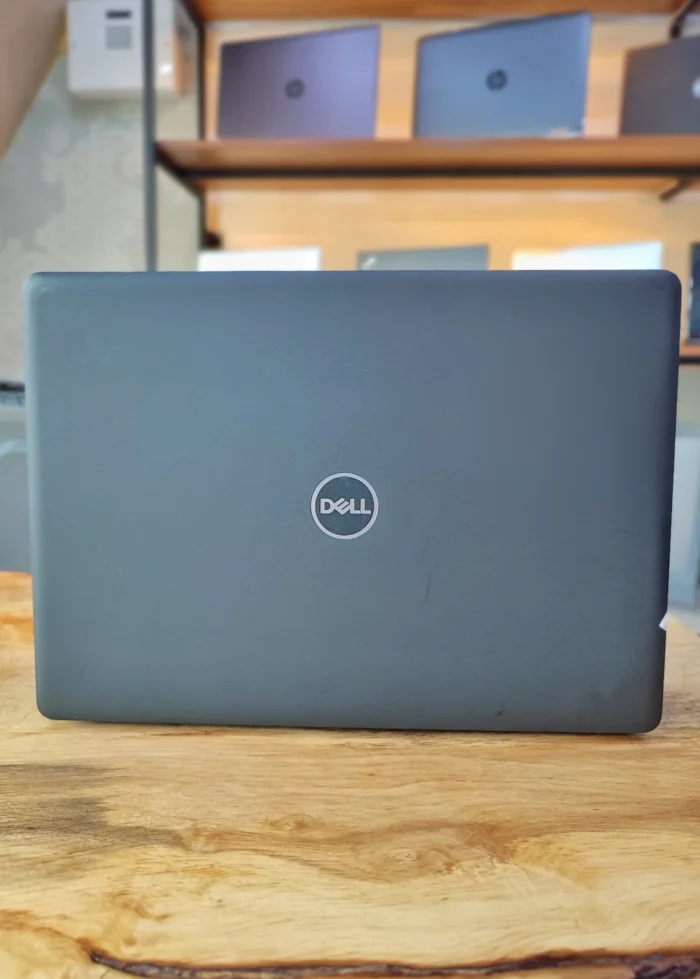 Dell Latitude 3490